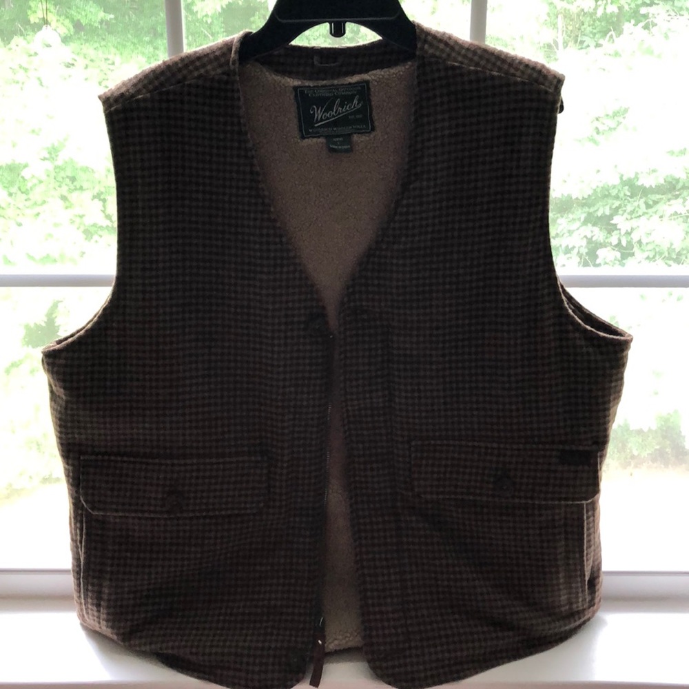 Men’s Woolrich Vest Size Large